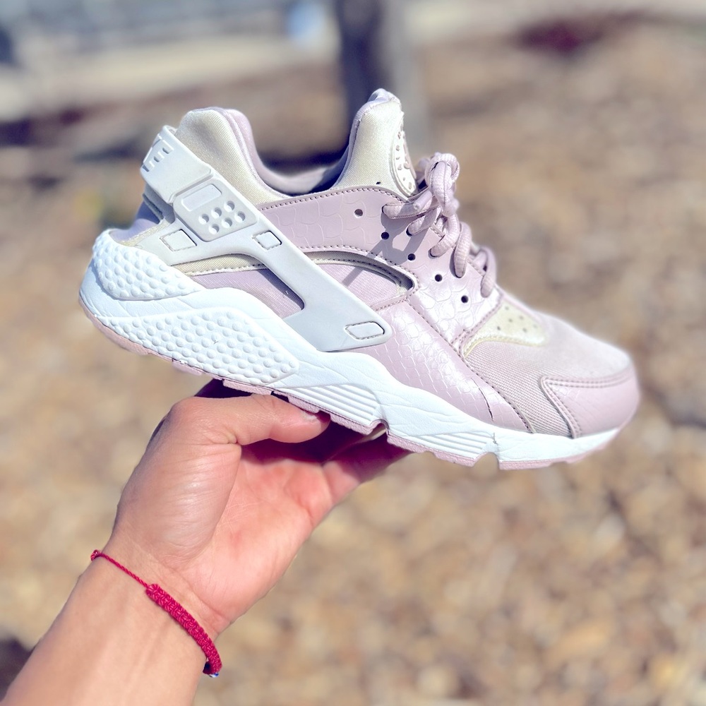Nike huaraches